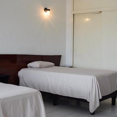 Hotel Virrey Rio Bravo エクステリア 写真