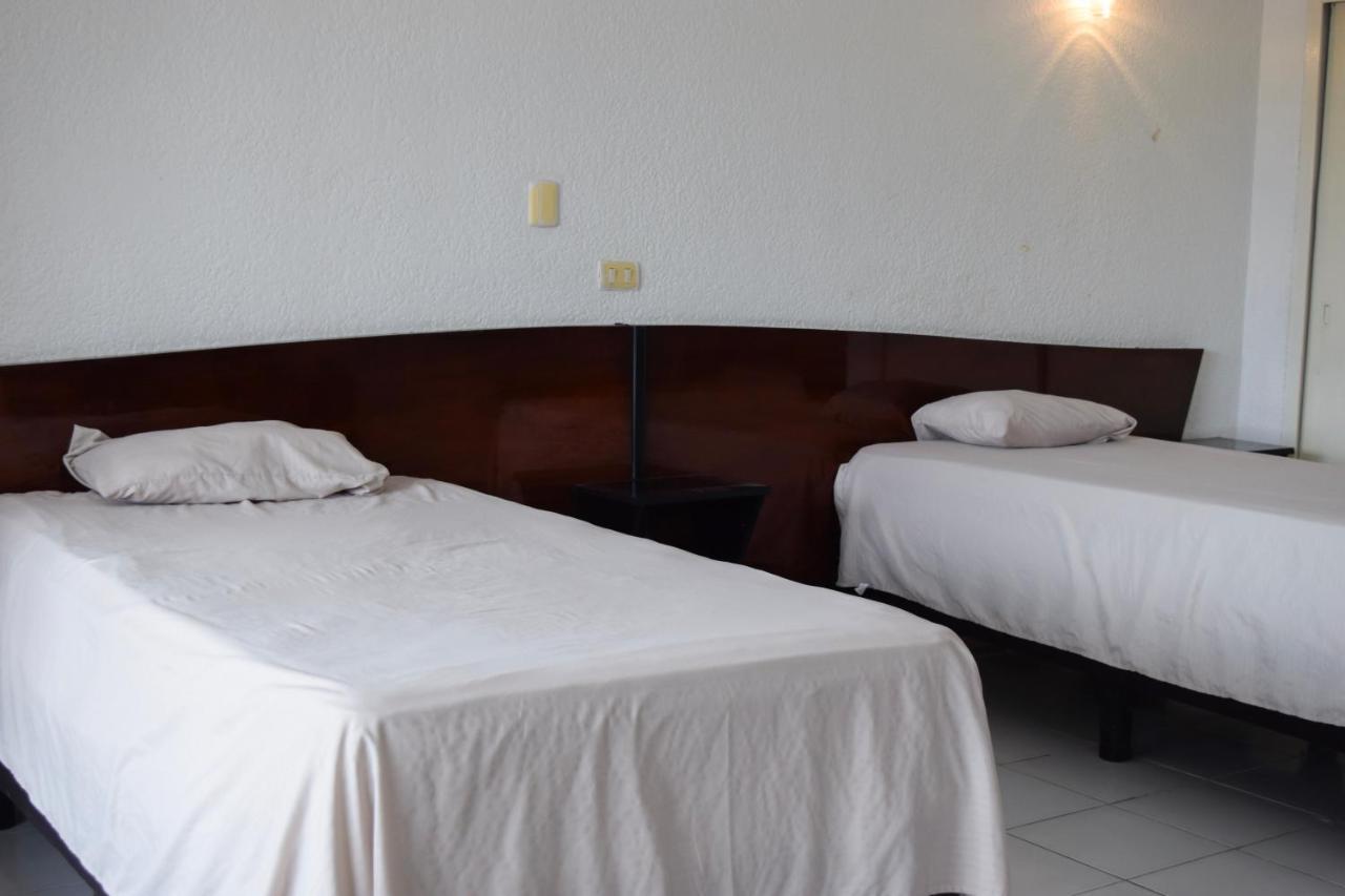 Hotel Virrey Rio Bravo エクステリア 写真