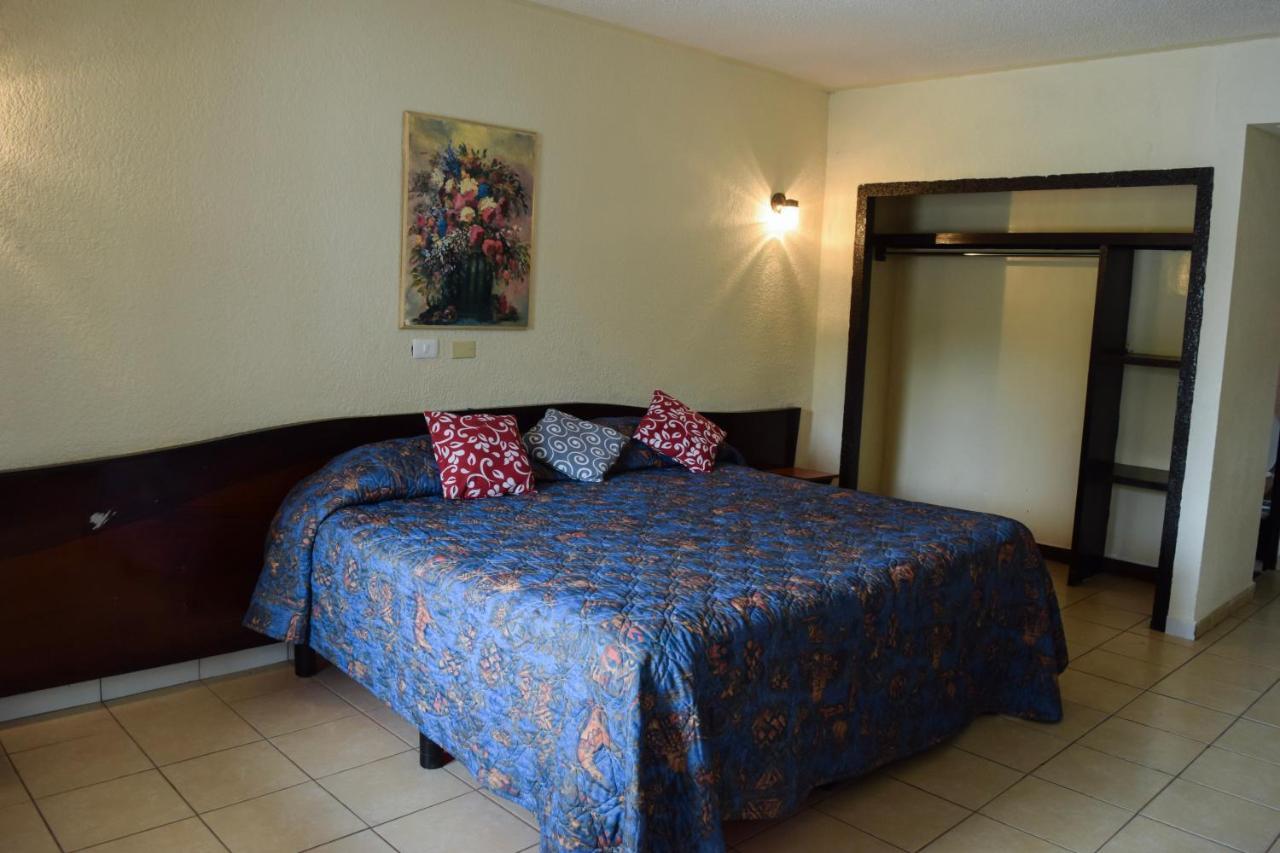 Hotel Virrey Rio Bravo エクステリア 写真
